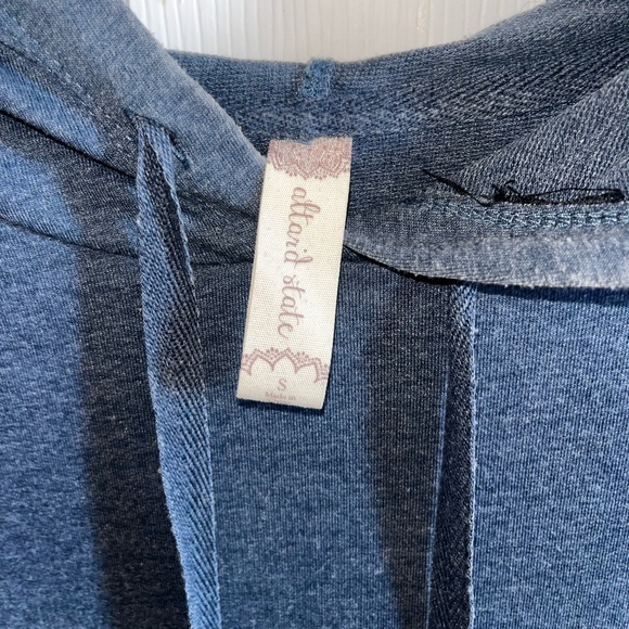 Altard State pullover - Picture 1 of 2